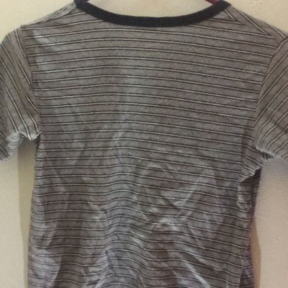 Brandy Melville alien shirt - Picture 5 of 5